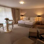 Szálloda Strandhotel Fontana Timmendorfer Strand
