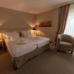 Szálloda Strandhotel Fontana Timmendorfer Strand