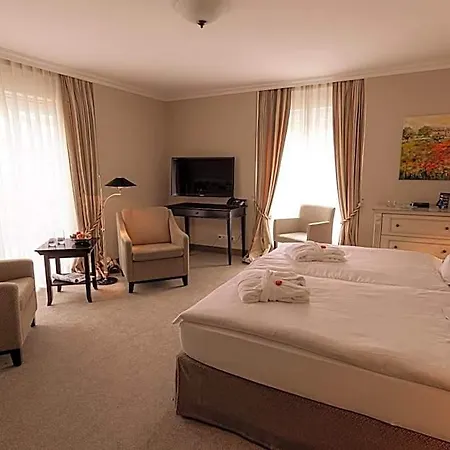מלון Strandhotel Fontana טימנדורפר שטרנד