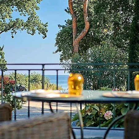 Hotel Strandhotel Fontana 4*