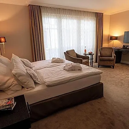 Strandhotel Fontana 4*