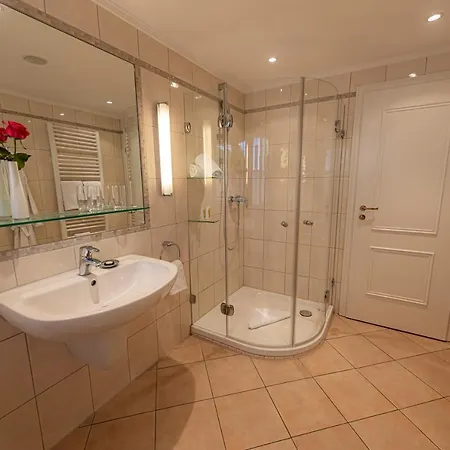 Strandhotel Fontana Hotel 4*