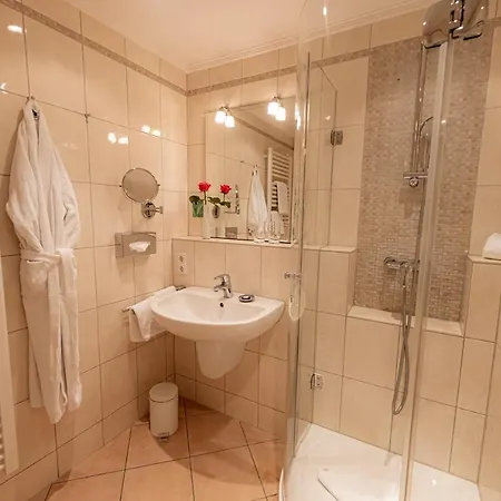 Szálloda Strandhotel Fontana 4*